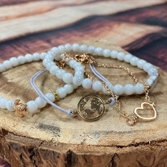 RELISTED Sea Turtle Heart Beaded Bracelet Bundle Set - Picture 4 of 7